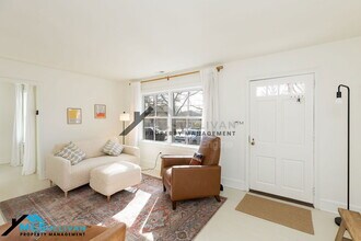 1803 Hillcrest Dr in Durham, NC - Building Photo - Building Photo