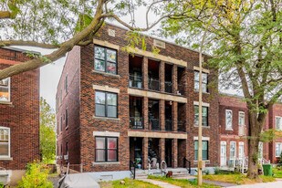 1045 Prud'homme Av in Montréal, QC - Building Photo