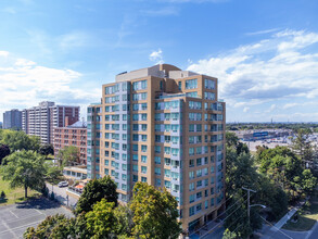 St. Paul's Terrace in Toronto, ON - Building Photo - Building Photo