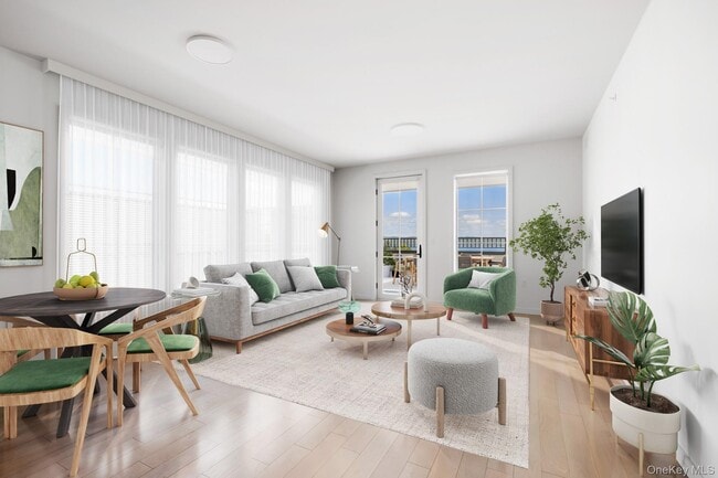 property at 7 S Highland Ave