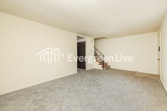 7560 Mt Hood in Dayton, OH - Building Photo - Building Photo