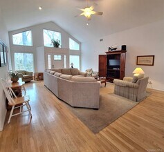 7 Clay Pit Rd in Remsenburg, NY - Building Photo - Building Photo