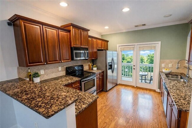 2043 Liberty Ct NW in Atlanta, GA - Building Photo - Building Photo