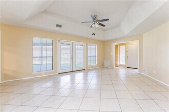 2008 Verdin Ave in McAllen, TX - Building Photo - Building Photo