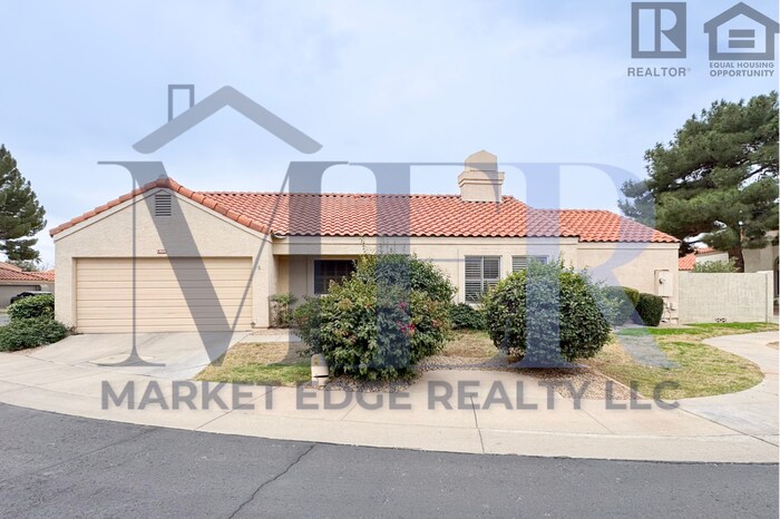 12030 N 40th Way in Phoenix, AZ - Foto de edificio