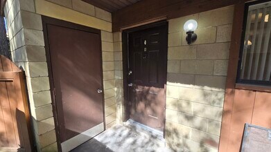 4226 SW 69th Ter, Unit 4226 Apt B in Gainesville, FL - Building Photo - Building Photo