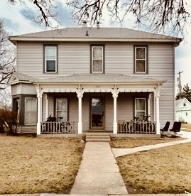 The Crystal on C Ave in Kearney, NE - Building Photo