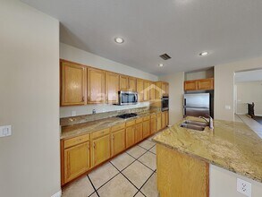 903 Golden Poppy St in Las Vegas, NV - Building Photo - Building Photo
