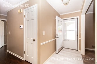 10047 Lamar Ave in Overland Park, KS - Building Photo - Building Photo