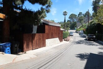 3942 Murietta Ave, Unit A in Los Angeles, CA - Building Photo - Building Photo