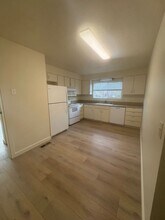 614-616 SW 3rd St in College Place, WA - Building Photo - Building Photo