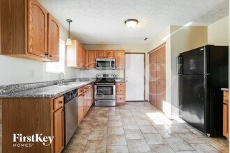 3955 Rosette Dr in Grove City, OH - Building Photo - Building Photo