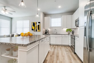 Kippford at Kemah Crossing in Kemah, TX - Building Photo - Building Photo