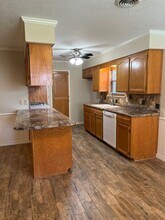 5123 Mesa Cir in Amarillo, TX - Building Photo - Building Photo