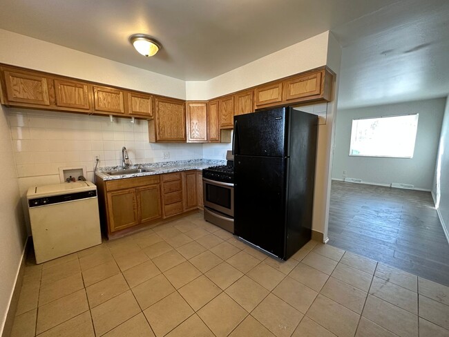 property at 3824 S King St