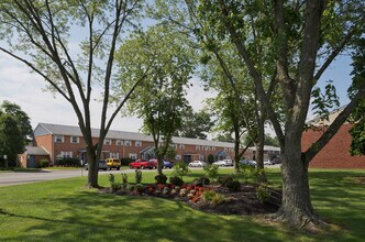 20 Church Rd in Maple Shade, NJ - Foto de edificio - Building Photo