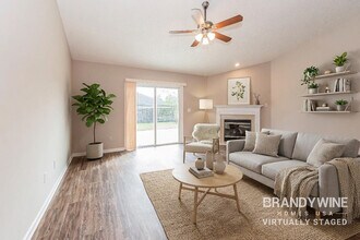 11921 Dover Village Dr W in Jacksonville, FL - Building Photo - Building Photo