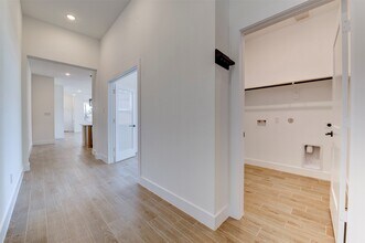 156 Sea Foam Ct in Willis, TX - Building Photo - Building Photo