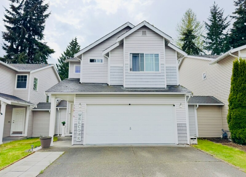 10416 198th St Ct E in Graham, WA - Building Photo