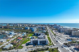 6655 Estero Blvd in Fort Myers Beach, FL - Building Photo - Building Photo