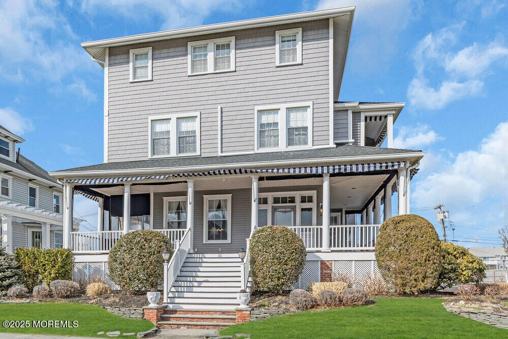 20 Woodland Ave in Avon By The Sea, NJ - Building Photo