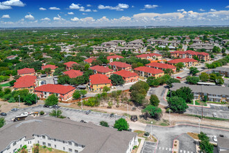 Eckhert Place Condominiums in San Antonio, TX - Building Photo - Building Photo