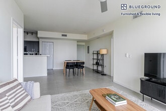 729 NW 2nd St in Miami, FL - Building Photo - Building Photo
