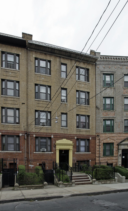 York View in Jersey City, NJ - Building Photo