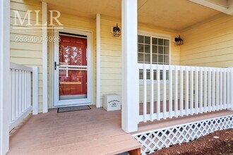 21615 82nd Ave Ct E in Spanaway, WA - Building Photo - Building Photo