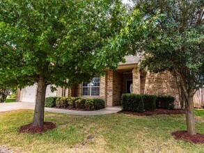13717 Field Spar Dr in Manor, TX - Building Photo - Building Photo