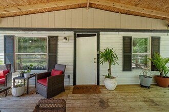 350 Briar Dr in Shepherd, TX - Building Photo - Building Photo