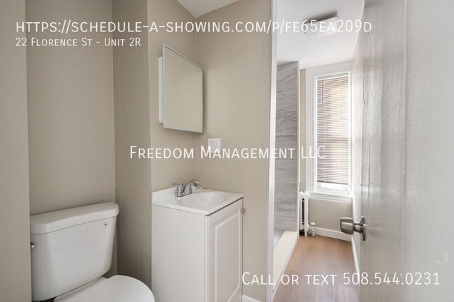 22 Florence St in Worcester, MA - Foto de edificio - Building Photo