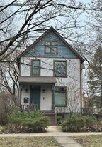 1307 Washington St in Evanston, IL - Building Photo