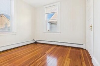 34 Alice St in East Providence, RI - Building Photo - Building Photo