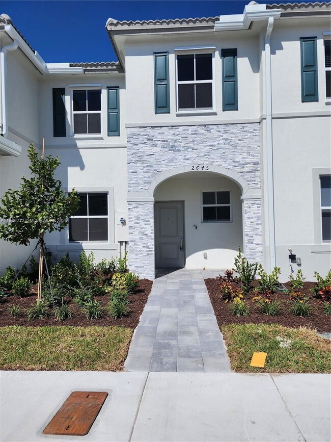 property at 2645 SE 17th St