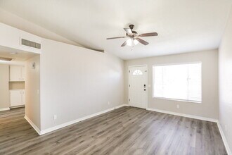 1419 N Rowen in Mesa, AZ - Building Photo - Building Photo