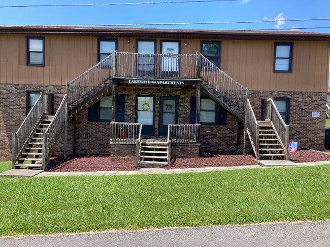 142 Meredith Cir-Unit -#8 in Johnson City, TN - Building Photo - Building Photo