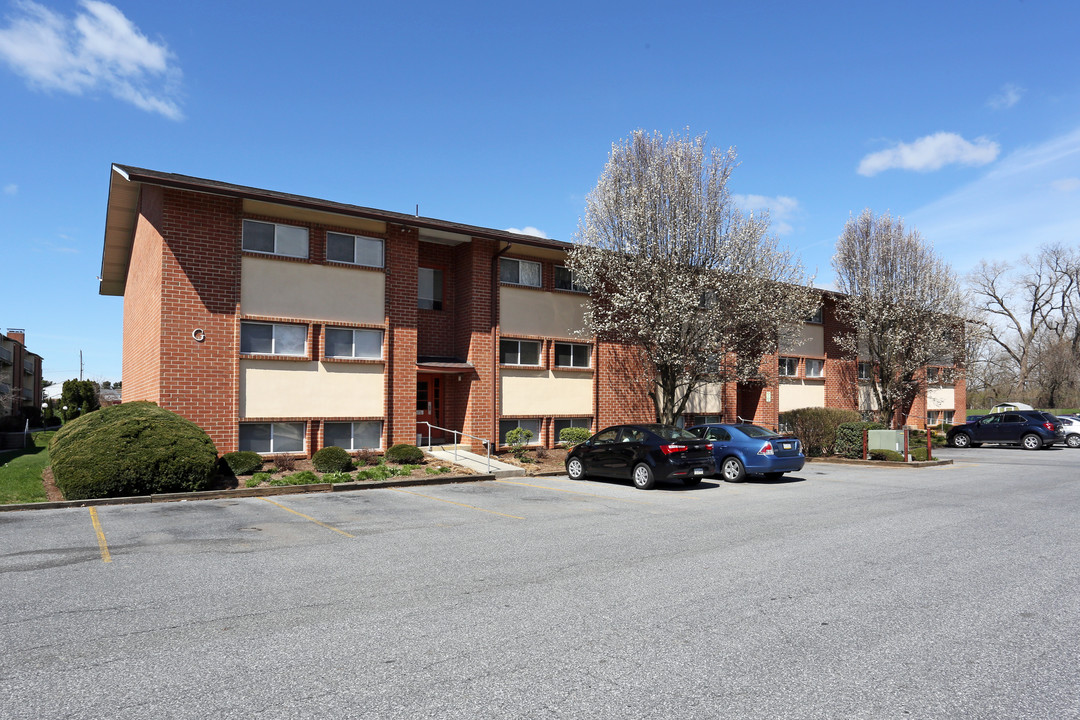 Garden Oaks Apartments in Lebanon, PA - Building Photo