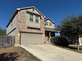 609 Community Dr in New Braunfels, TX - Building Photo