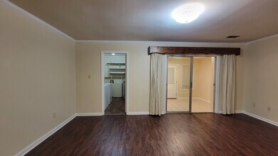 399 Circuit Ln in Newport News, VA - Building Photo - Building Photo