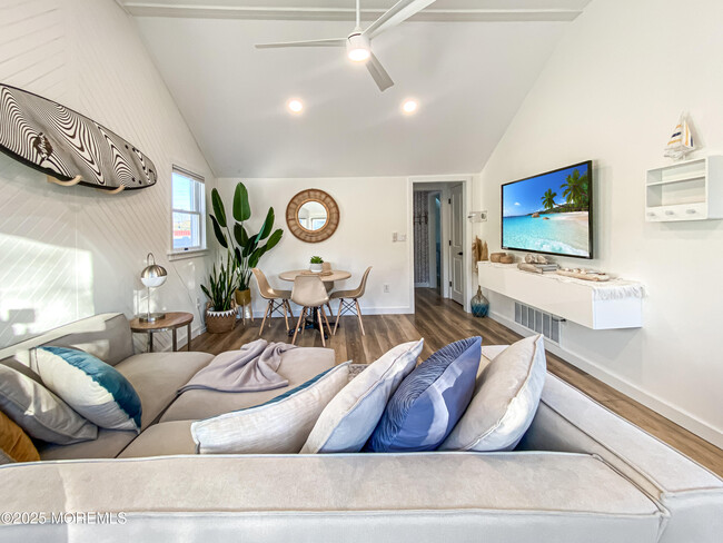 110 Curtis Pl in Manasquan, NJ - Building Photo - Building Photo