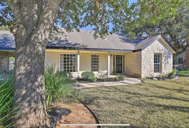 property at 116 E Evergreen St