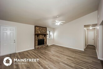 380 Fleming Ct in Jonesboro, GA - Foto de edificio - Building Photo