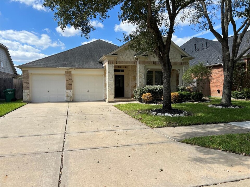 5118 Autumn Rose Ln in Sugar Land, TX - Foto de edificio