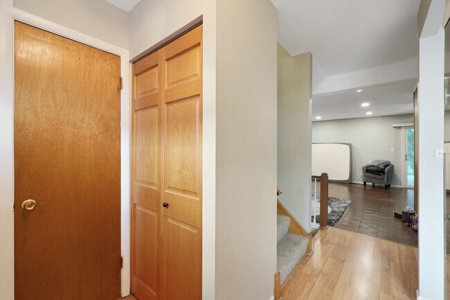 8440 Linder Ct in Skokie, IL - Building Photo - Building Photo