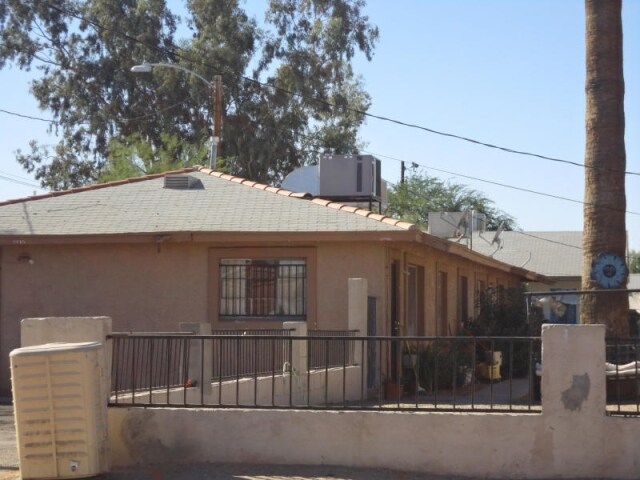 1818 N 26th Pl in Phoenix, AZ - Building Photo