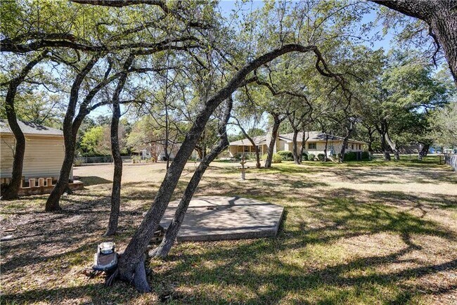 property at 11507 Bell Ave