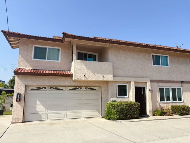 property at 4340 Muscatel Ave