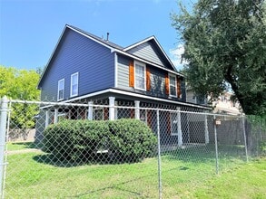 5303 Lelia St in Houston, TX - Building Photo - Building Photo