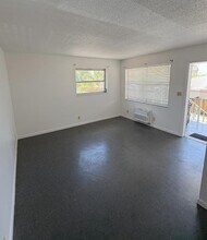 1406 Barton Rd in Lake Worth Beach, FL - Building Photo - Building Photo